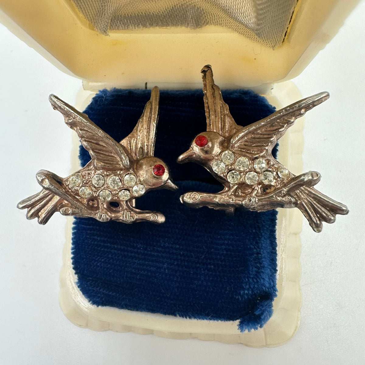 1940s gold plated swallows birds clear red rhinestones screw back earrings