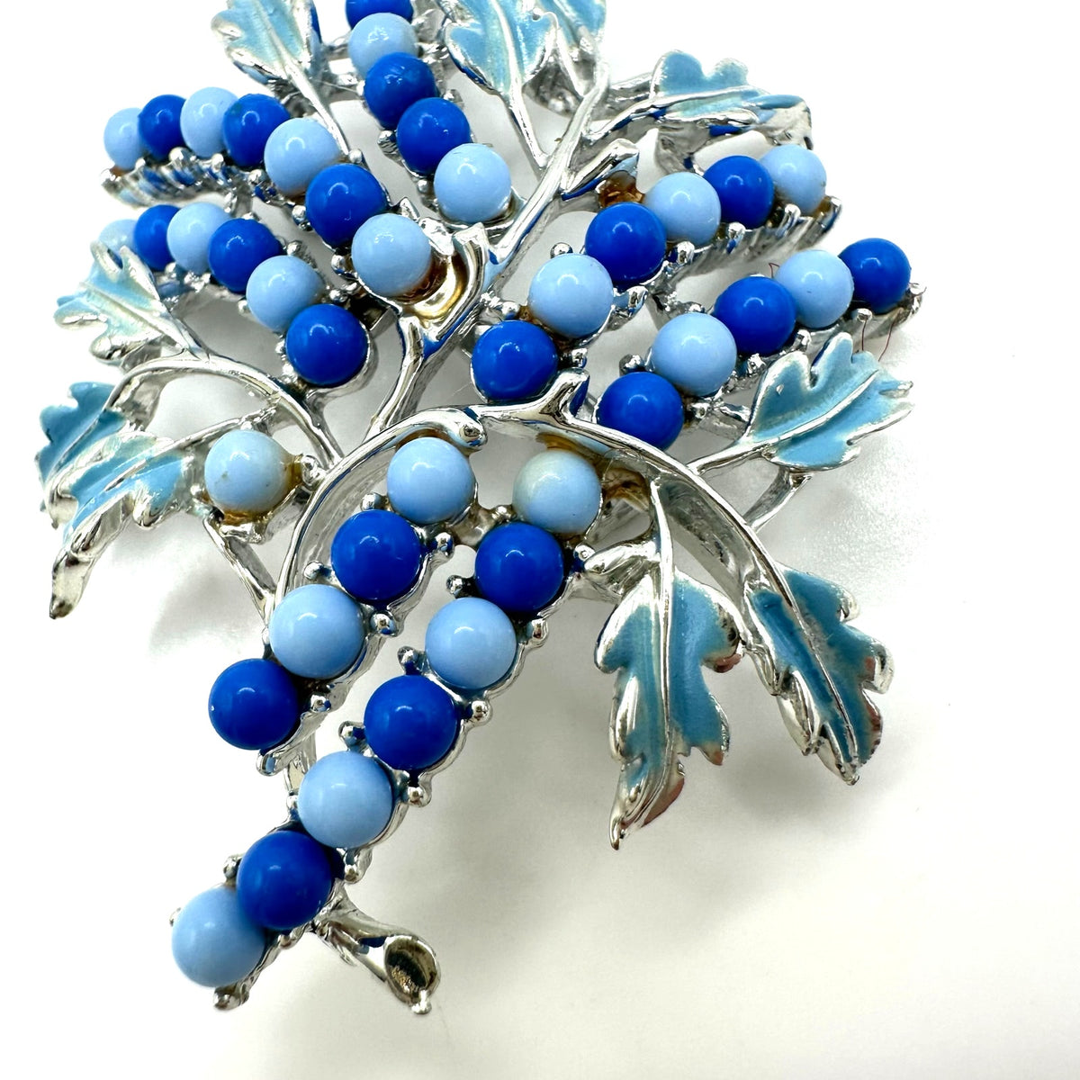 Coro signed vintage silver tone blue enamel beaded leaf leaves brooch