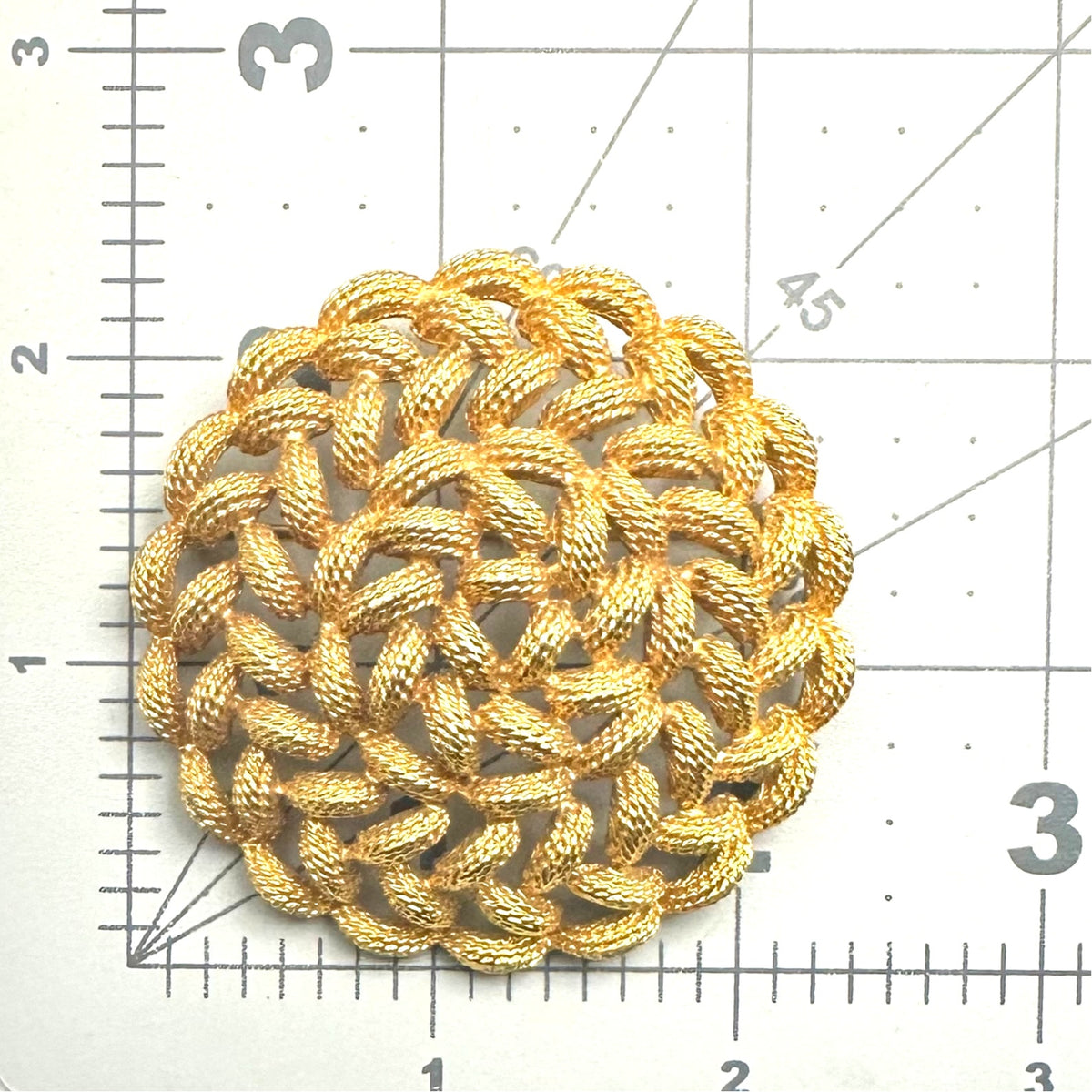 Monet vintage gold tone twisted rope round circle circular domed 3D brooch