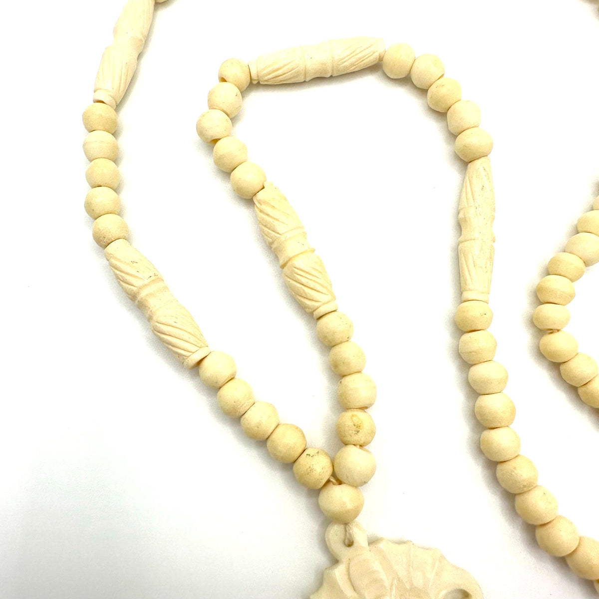 Antique vintage Chinese carved bovine bone beads beaded pendant necklace