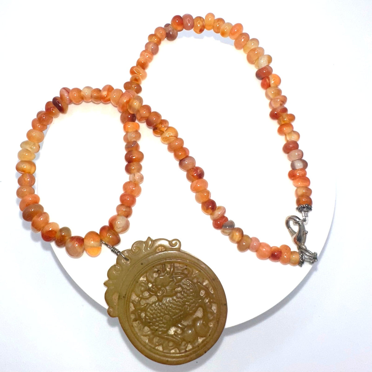 Chinese carved agate dragon pendant genuine red carnelian beads beaded necklace