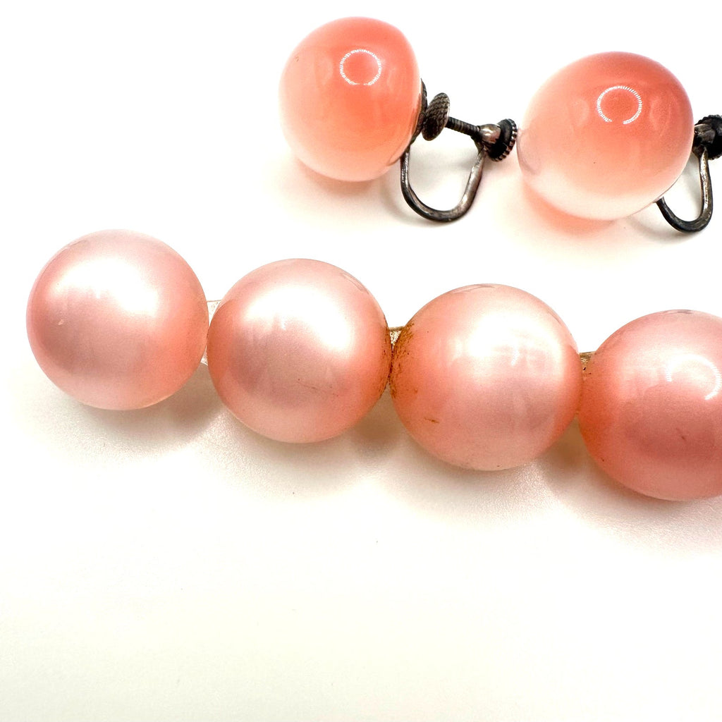 Vintage silver tone pink moonglow lucite bar brooch screw back earrings set