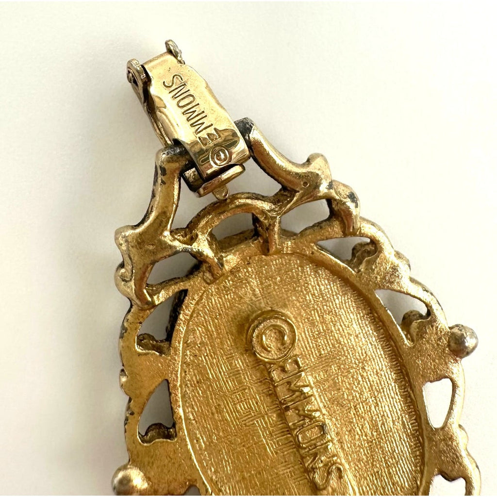 Emmons vintage gold tone dogwood floral textured flex link chain bracelet 7.25"