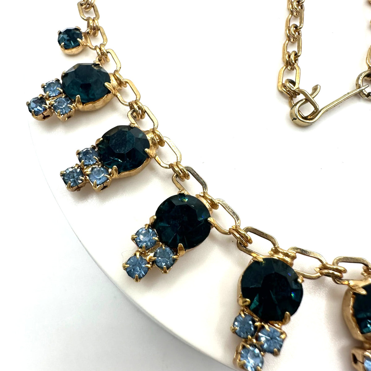 Coro vintage gold tone Montana & light blue rhinestones fringe necklace