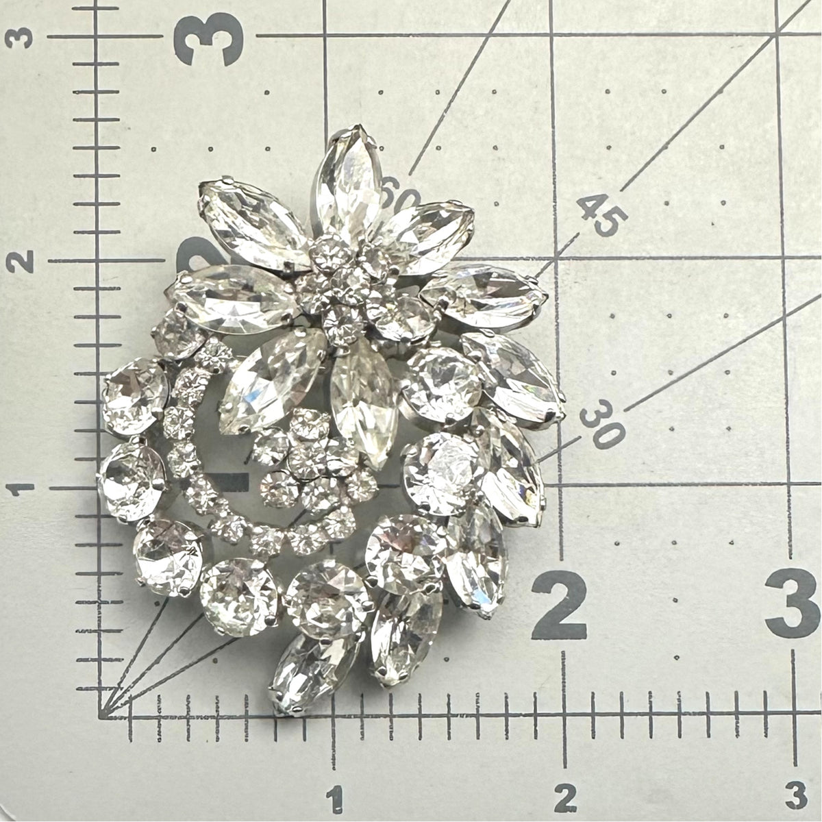 1950s high end vintage silver tone clear glass rhinestones brooch