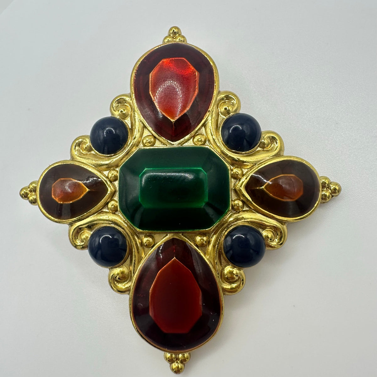 Jay Strongwater 1990s vintage gold tone multicolor enamel pendant scarf slide