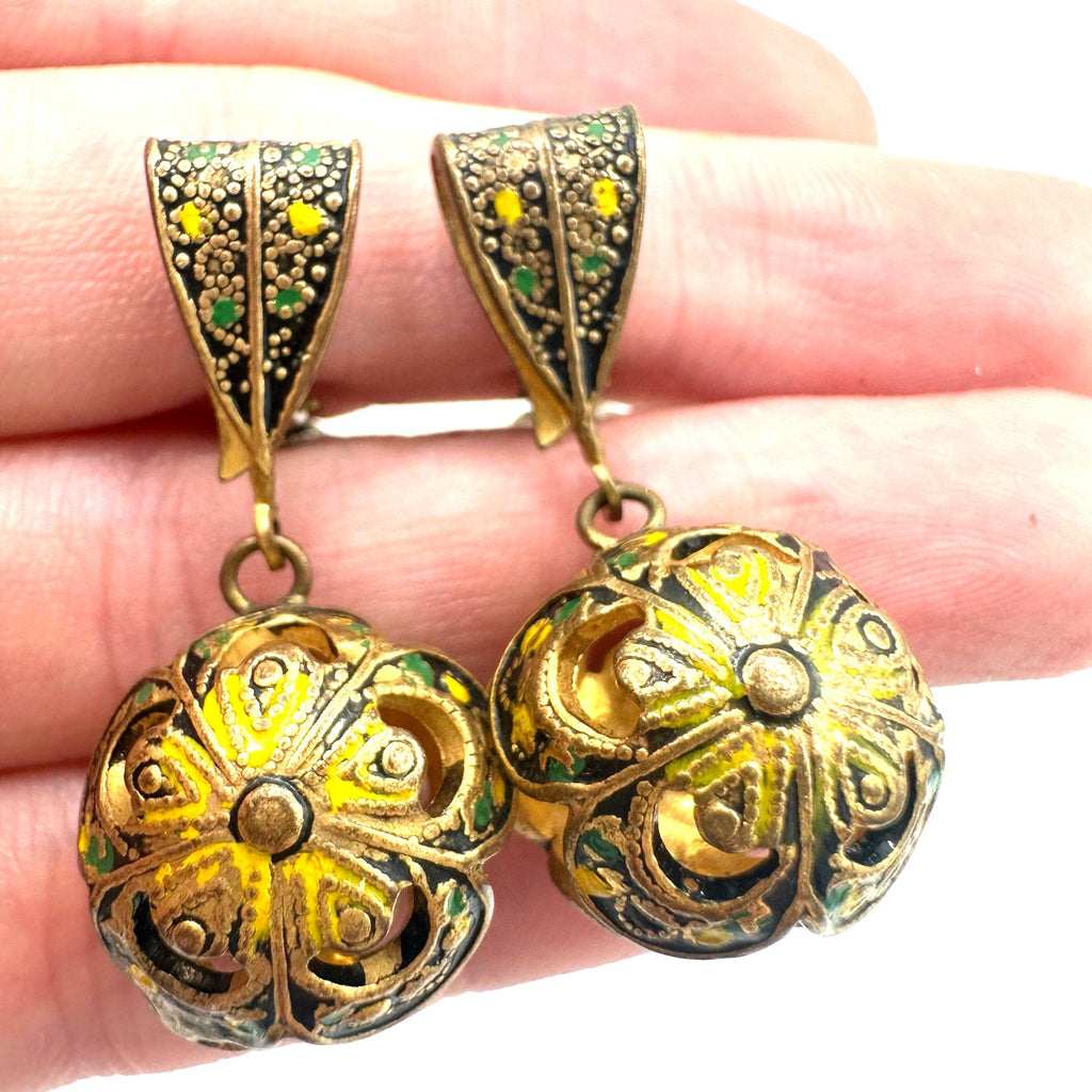 Vintage Spanish Damascene gold tone green black enamel clip on ball earrings