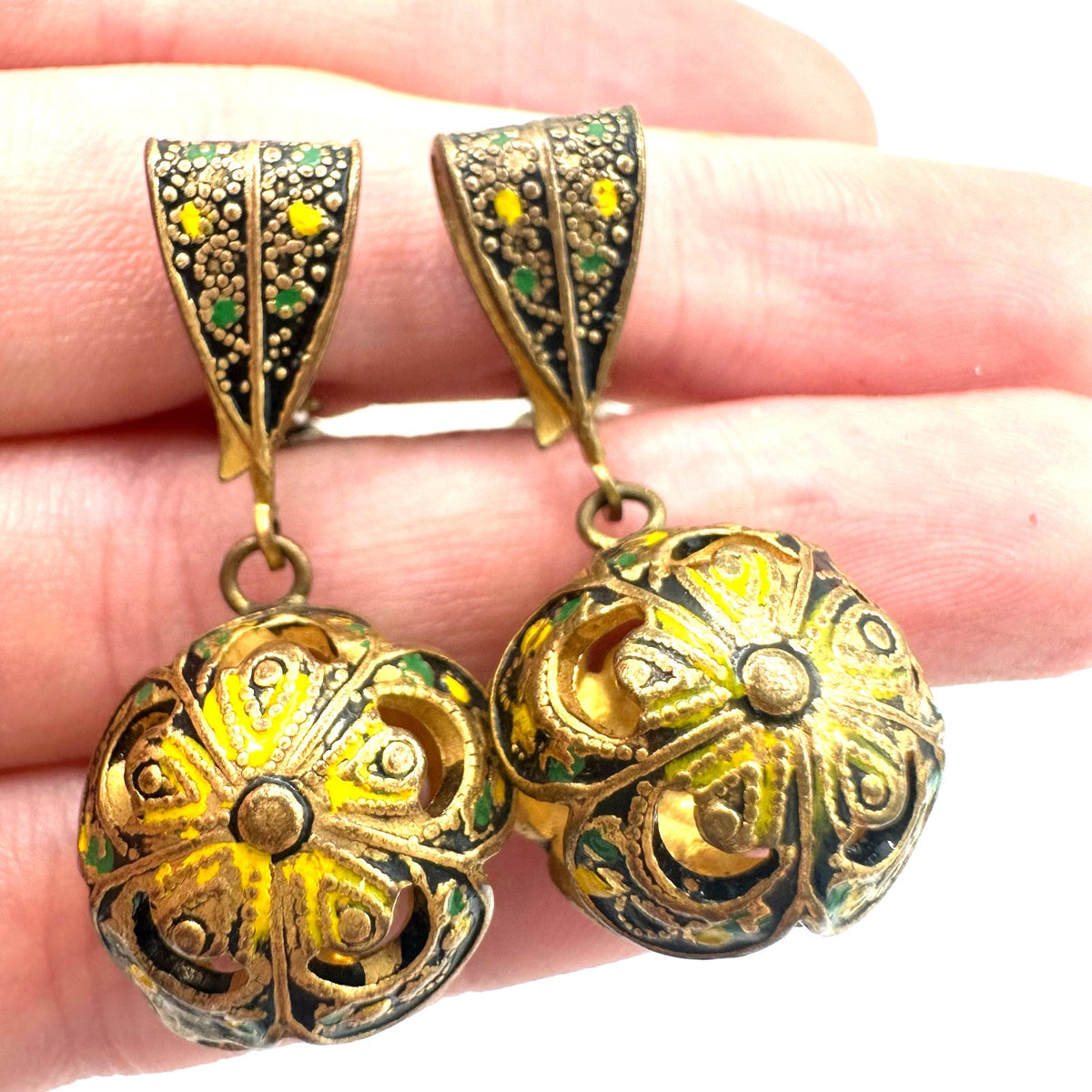 Vintage Spanish Damascene gold tone green black enamel clip on ball earrings