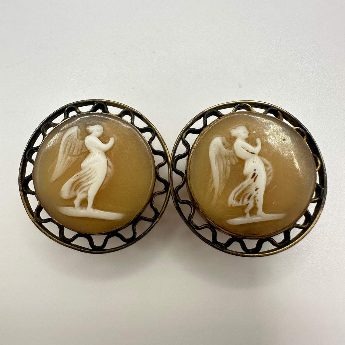 Antique Victorian 1800s solid 10kt & gold filled carved shell cameo cufflinks