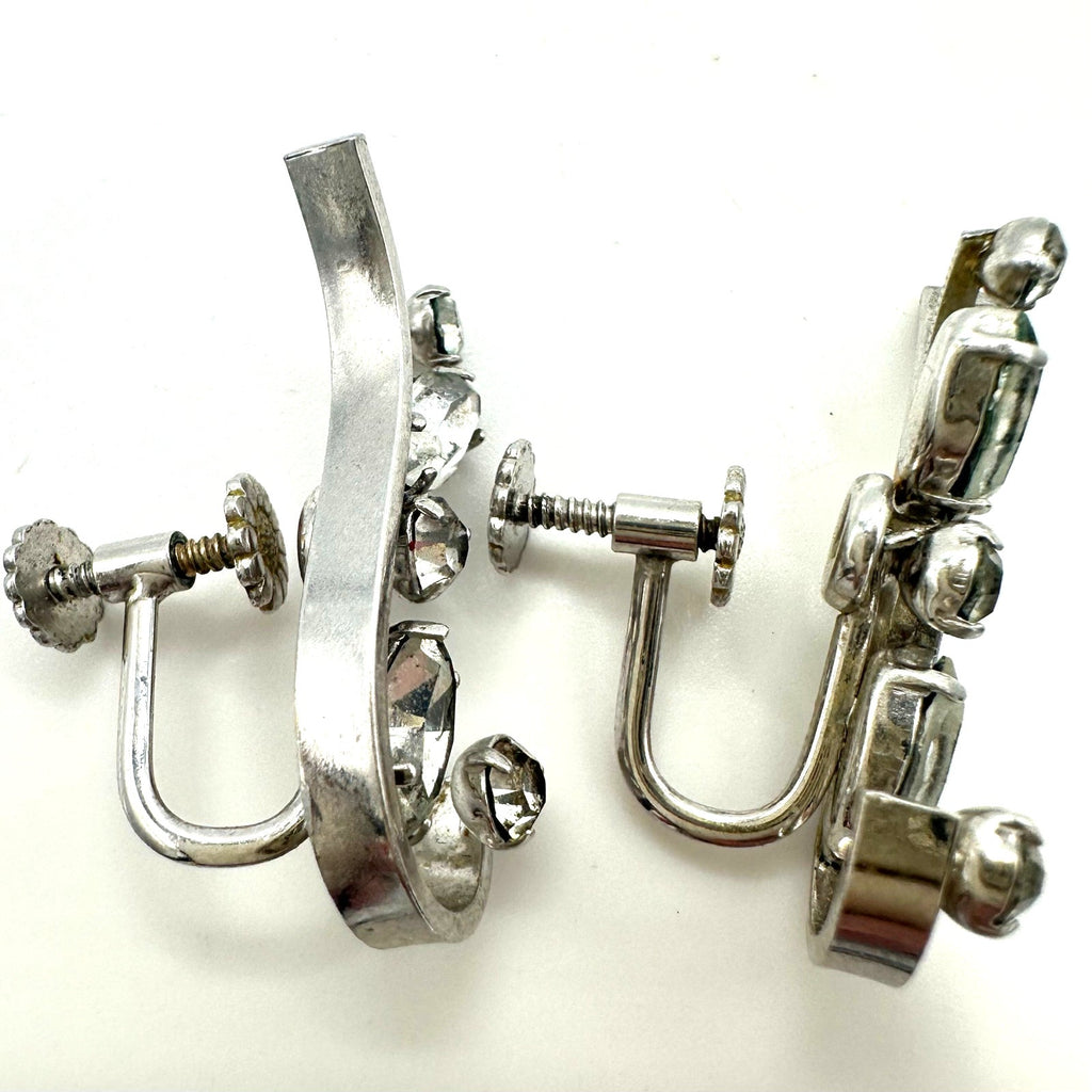 Krementz vintage clear rhinestones rhodium silver tone screw back earrings