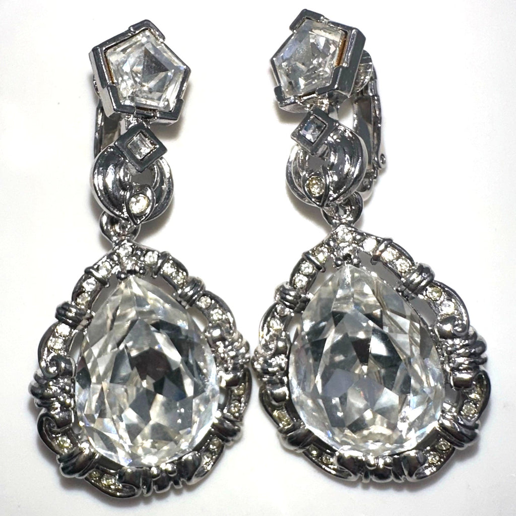 Avon Marie Antoinette replica Smithsonian silver tone crystal clip on earrings