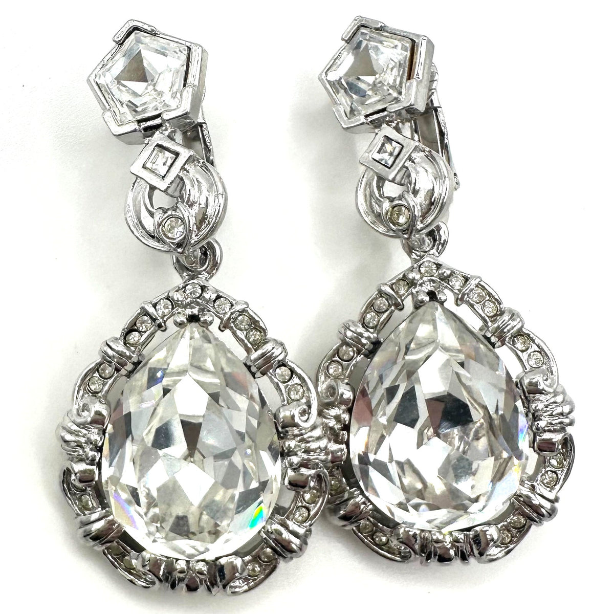 Avon Marie Antoinette replica Smithsonian silver tone crystal clip on earrings