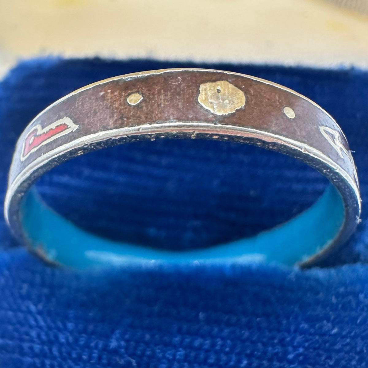 Vintage handmade gold tone brown red cream cloisonné enamel ring size 8.5