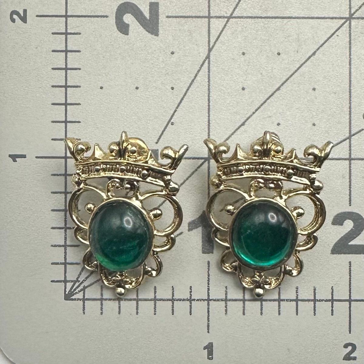 Rose gold tone 12mm emerald green uranium glass rhinestones post earrings