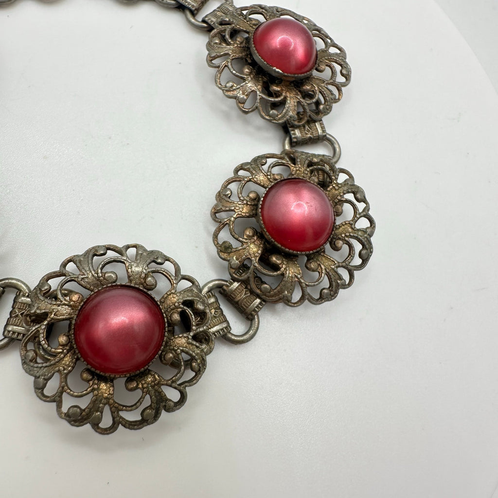 Vintage retro 1940s gold tone book chain red moonglow lucite cabochons bracelet
