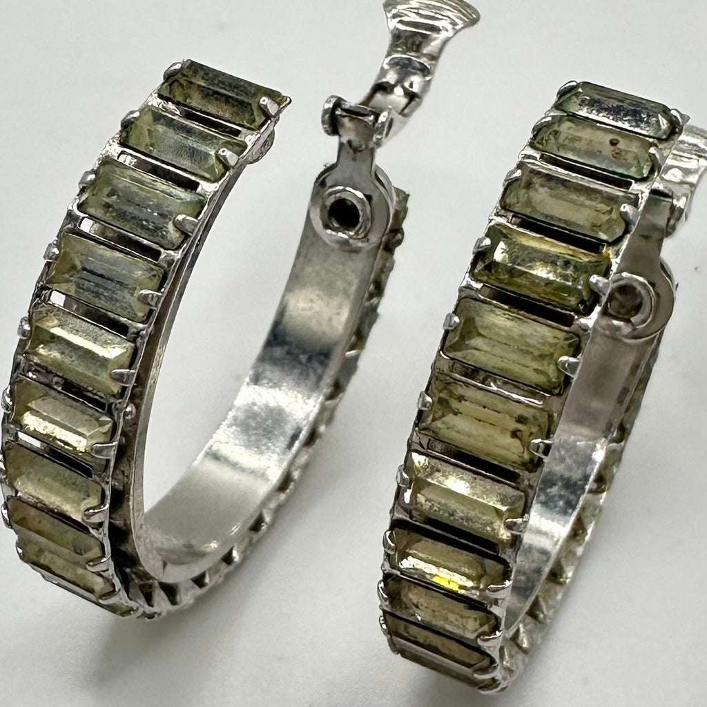 Vintage clear glass baguettes rhinestones silver tone hoops clip on earrings
