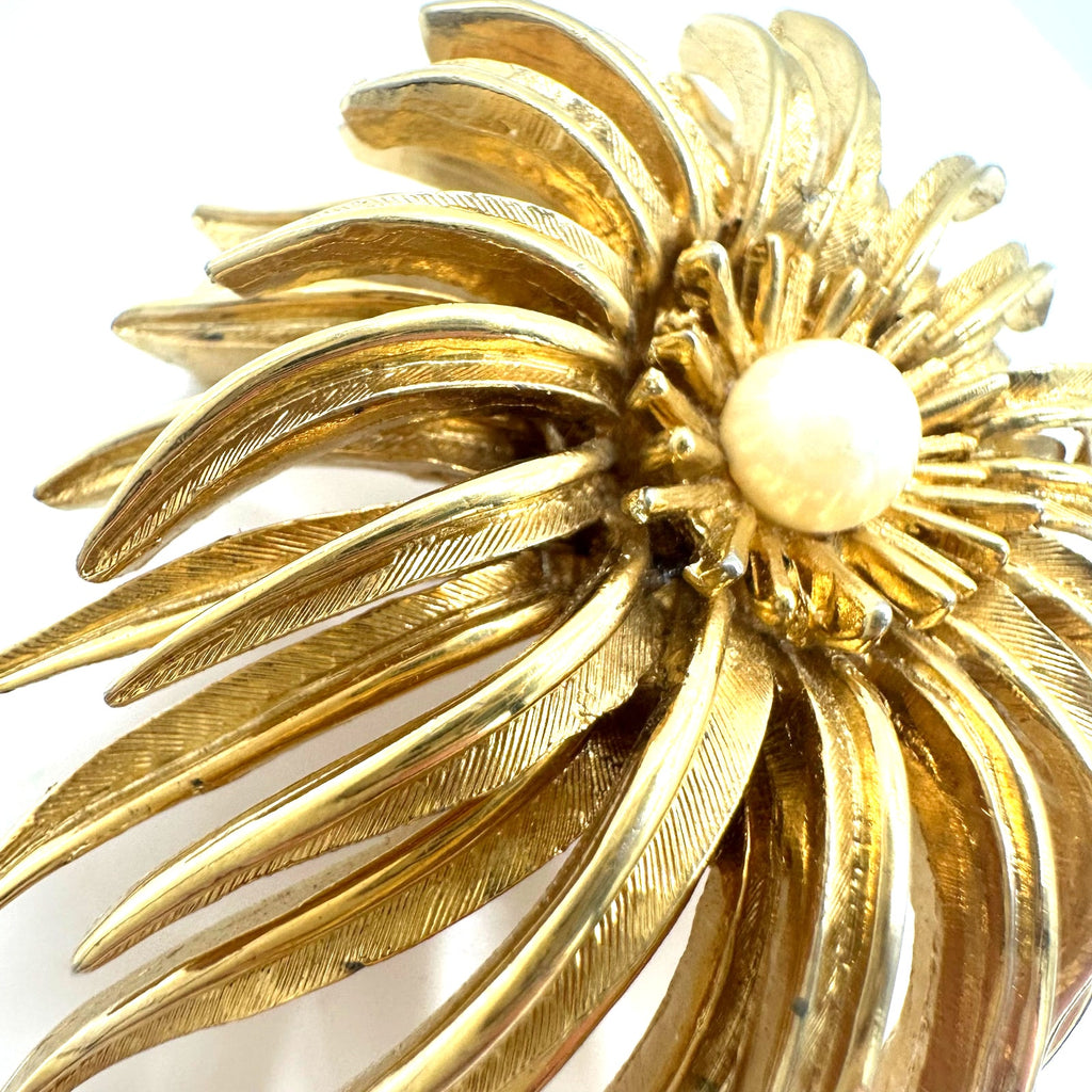 Marcel Boucher signed vintage gold tone real pearl 3D flower floral brooch