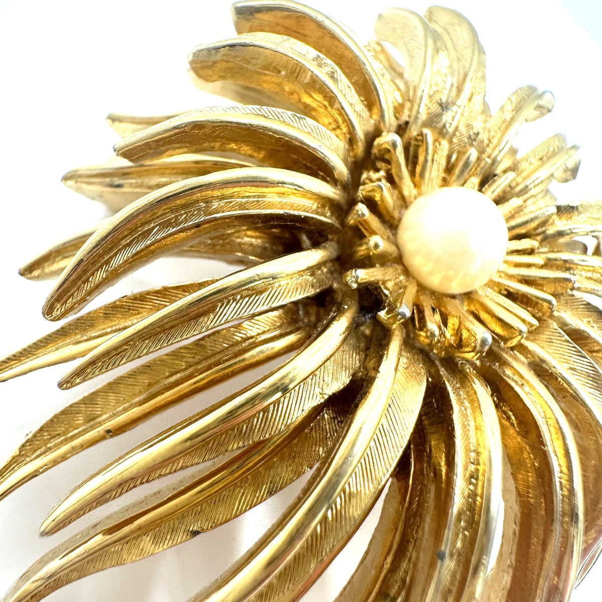 Marcel Boucher signed vintage gold tone real pearl 3D flower floral brooch