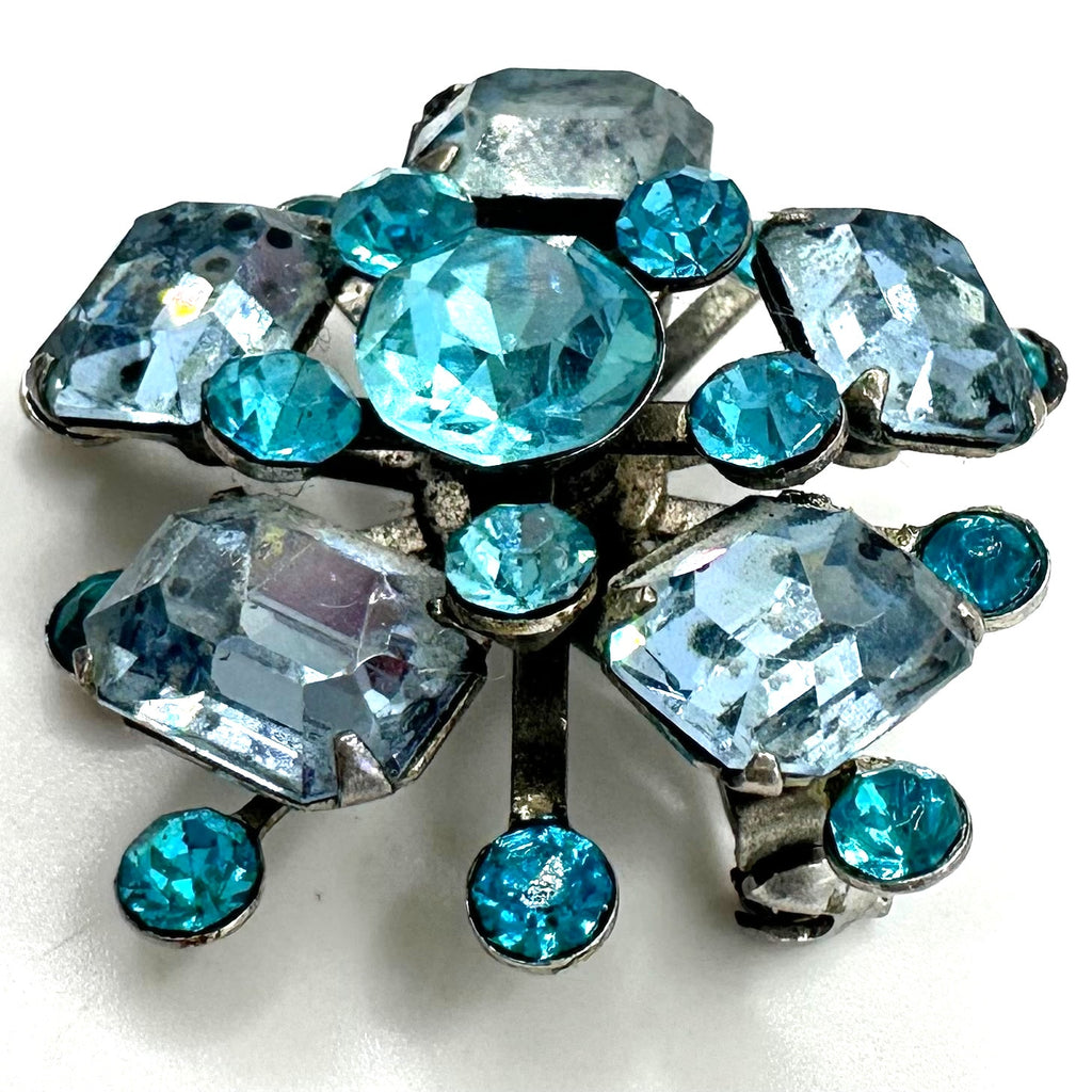 Vintage silver tone aqua light blue glass rhinestones brooch pin