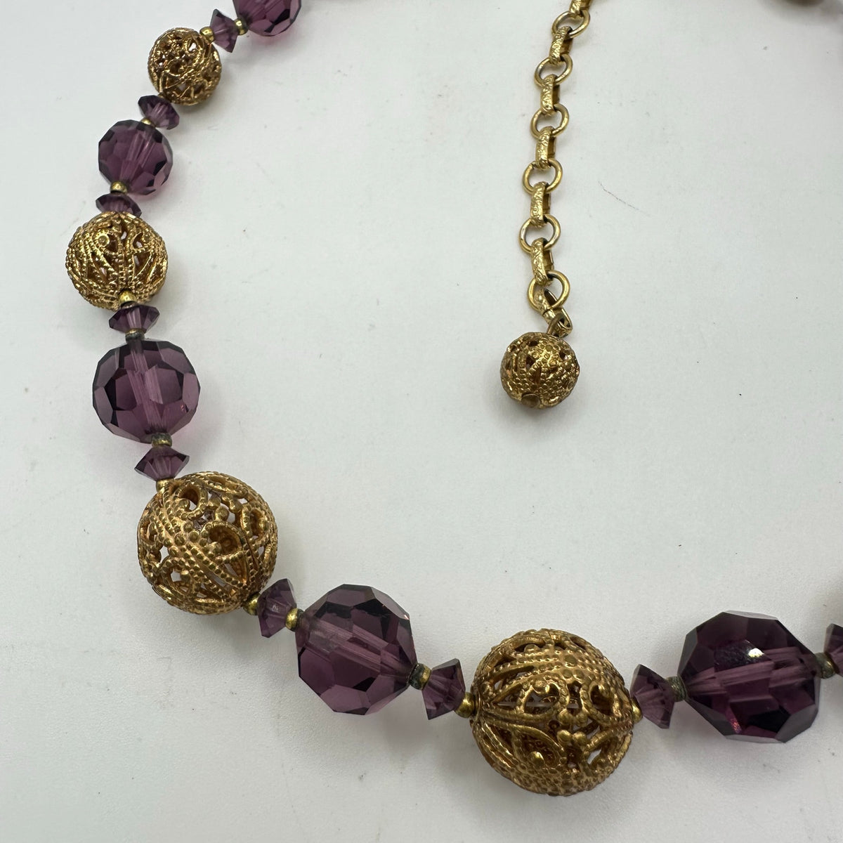 1950s vintage purple glass beads gold tone filigree graduated necklace