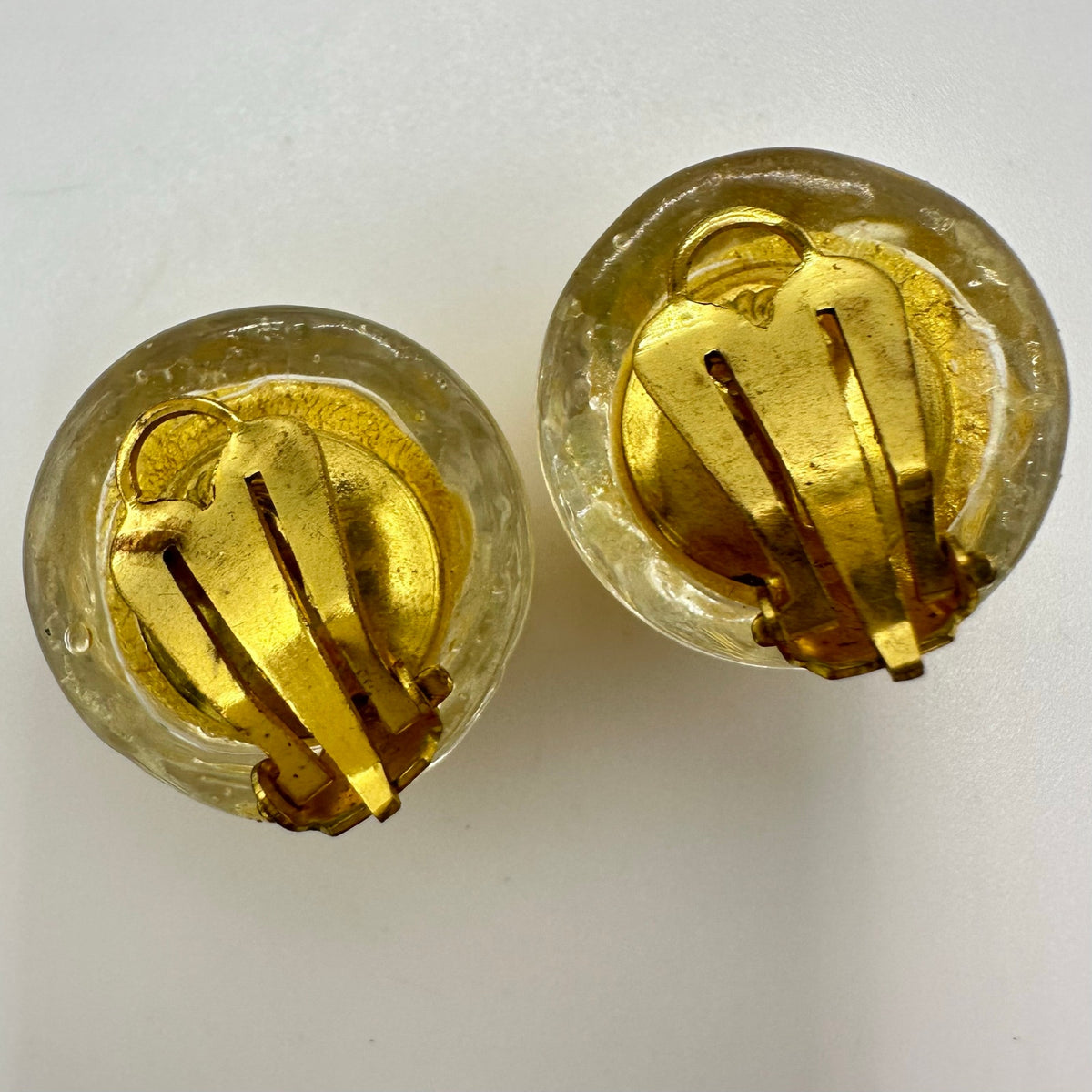 Vintage gold tone hand blown crackled clear Murano art glass clip on earrings