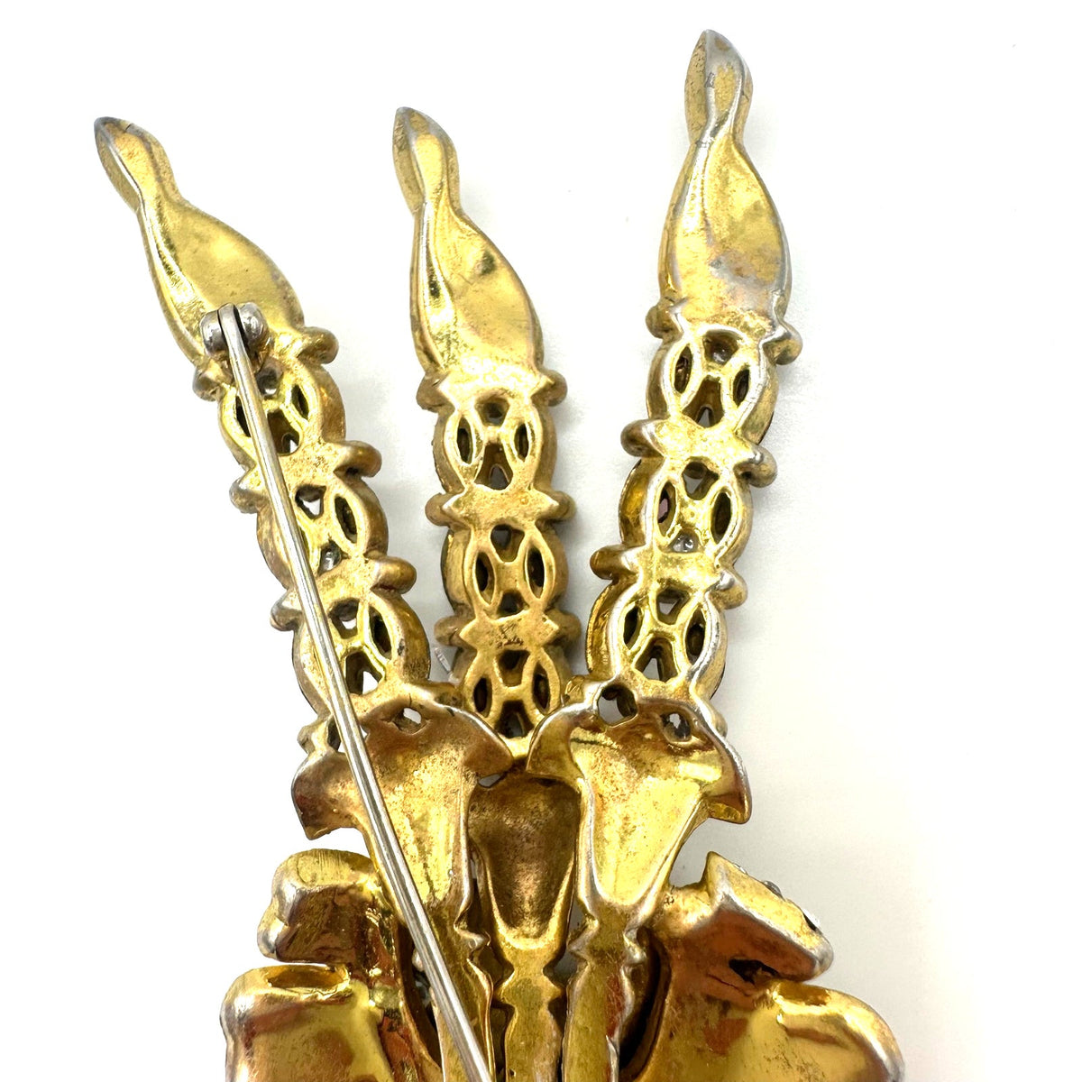 Vintage 1940 gold tone purple rhinestones large flower floral bouquet brooch