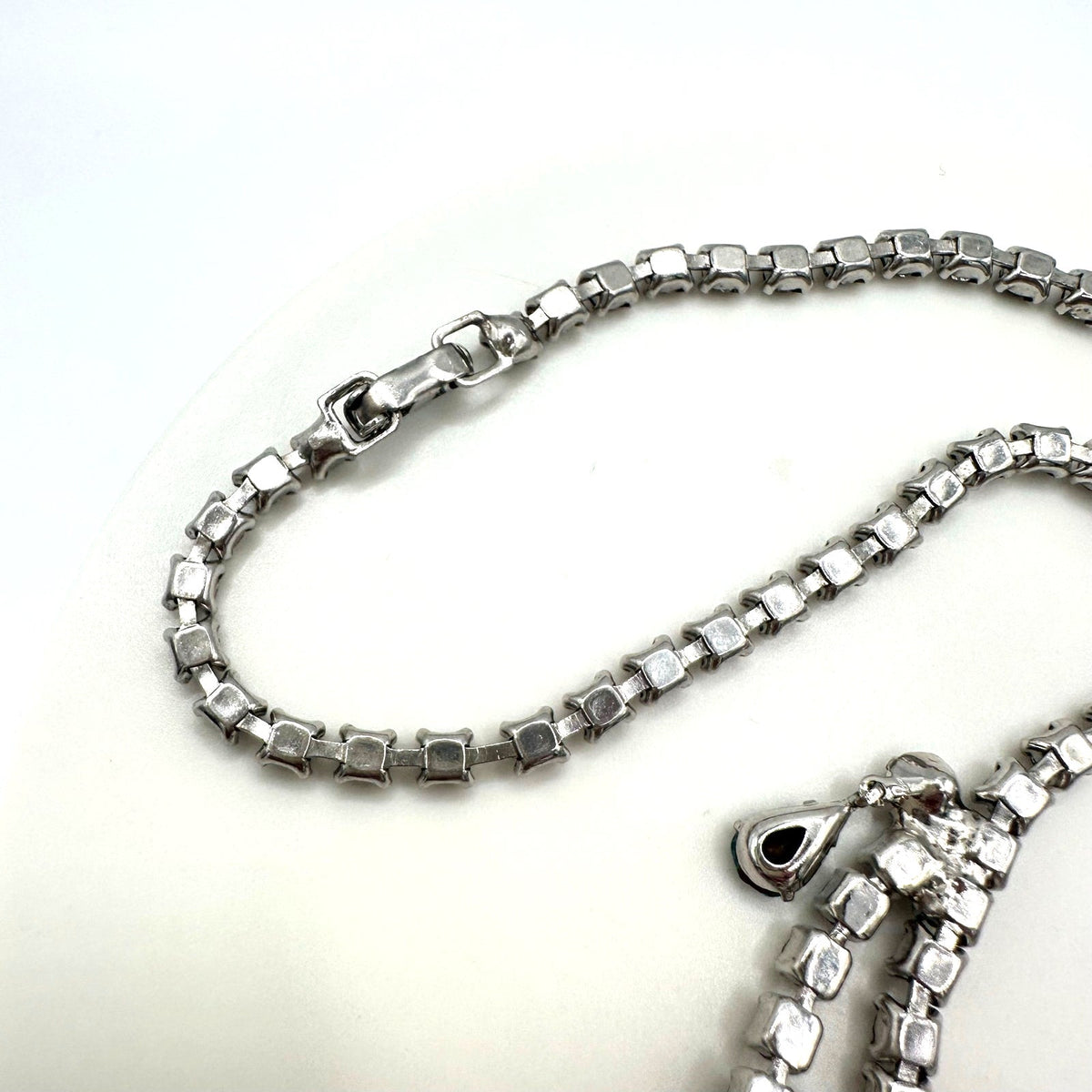 1940s 1950s vintage silver tone clear blue glass rhinestones drops swag necklace