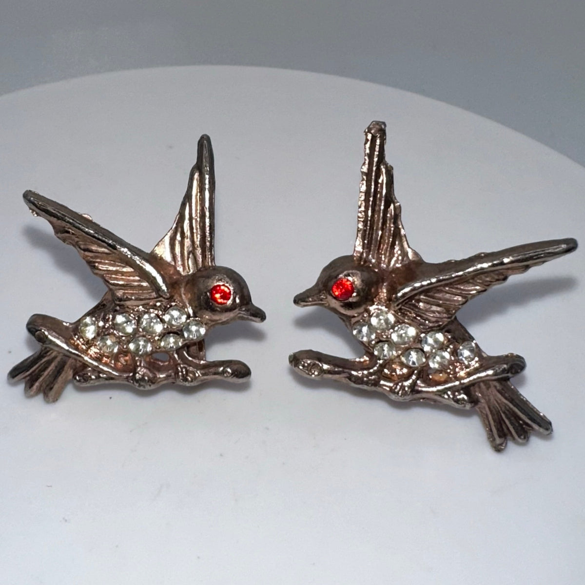 1940s gold plated swallows birds clear red rhinestones screw back earrings