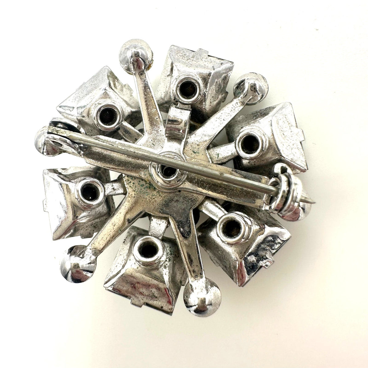 Vintage 1940s 1950s silver tone clear glass rhinestones brooch pendant 1.25"