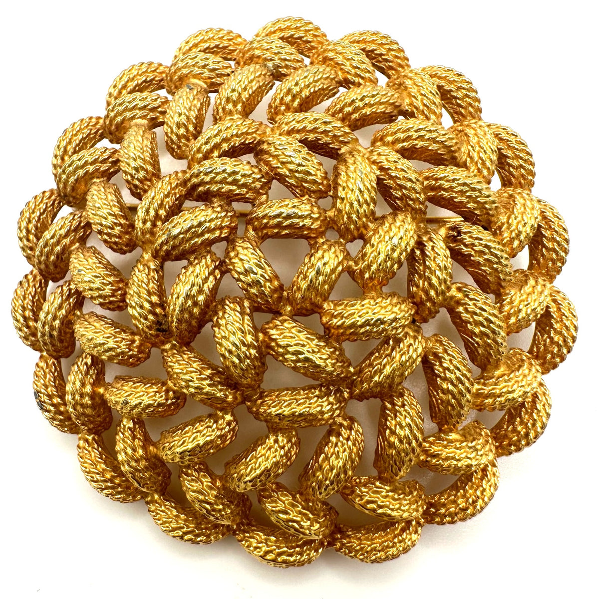 Monet vintage gold tone twisted rope round circle circular domed 3D brooch