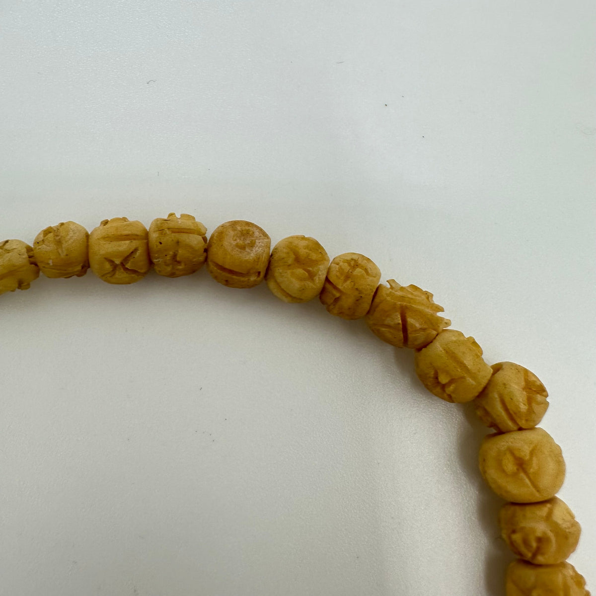 Antique Art Deco carved cream pink bovine bone graduated beads beaded necklace