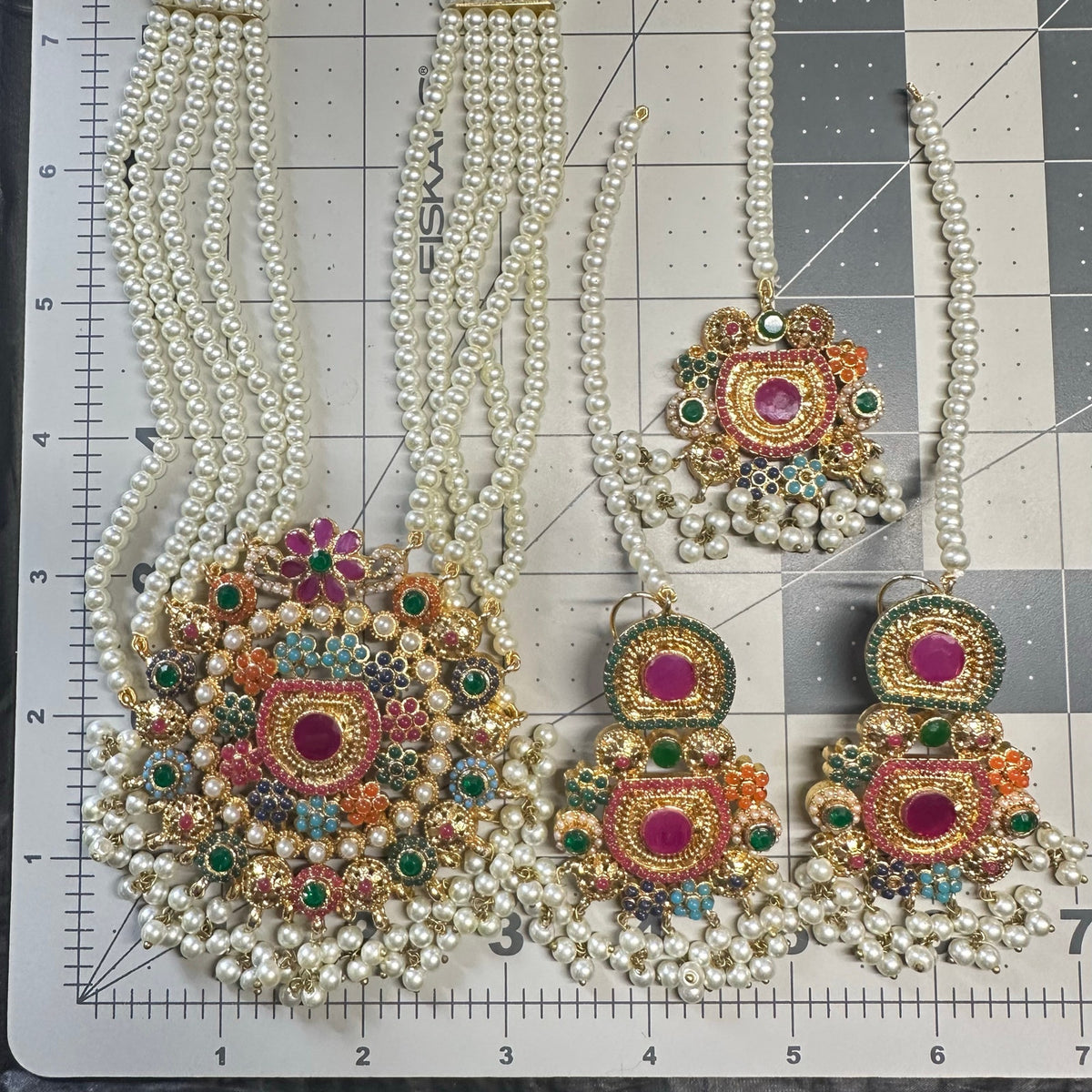 Indian gold kundan pearl gems necklace earrings maang tikka full mala set