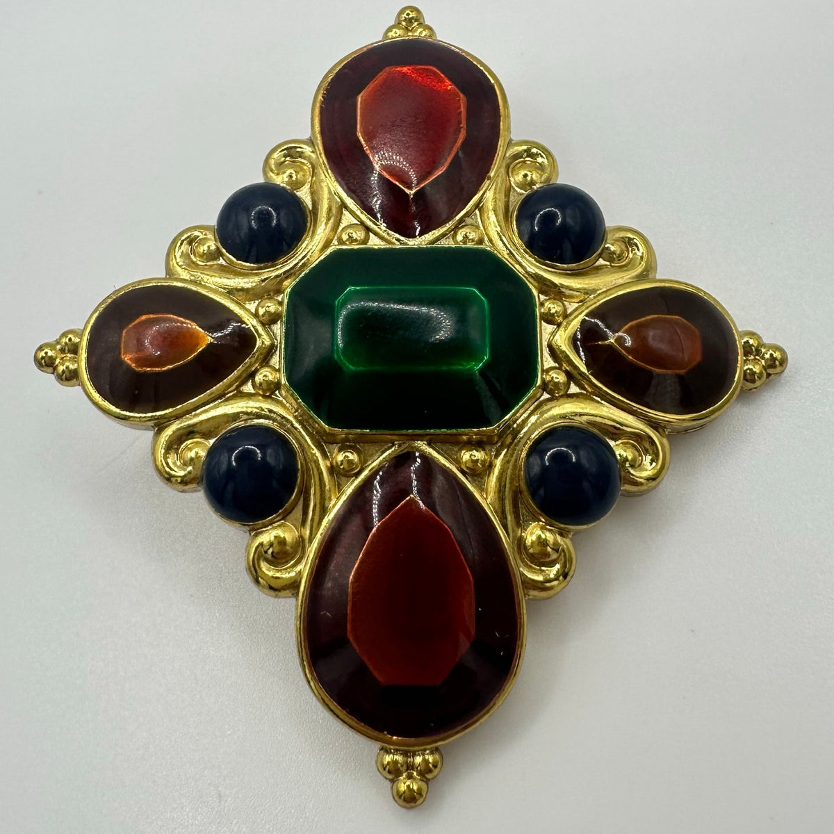 Jay Strongwater 1990s vintage gold tone multicolor enamel pendant scarf slide
