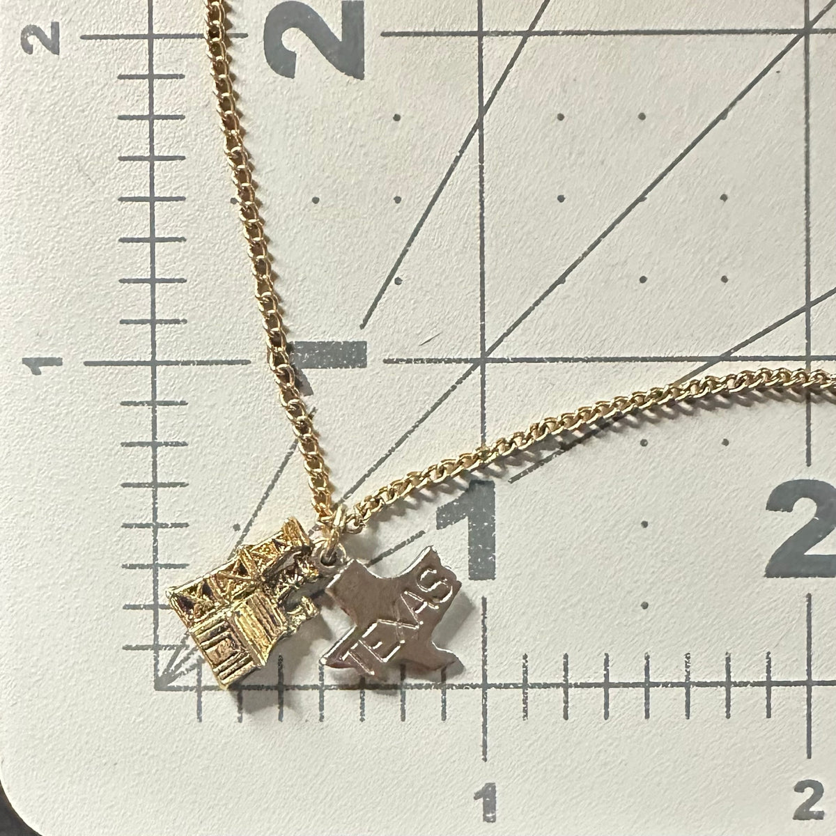 Gold tone nickel silver Texas oil derrick rig pendant charm 16" chain necklace