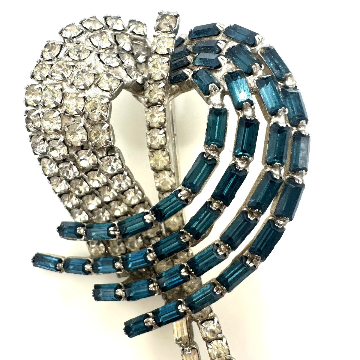 Vintage 1950s silver tone clear Montana blue baguette rhinestones 3D brooch