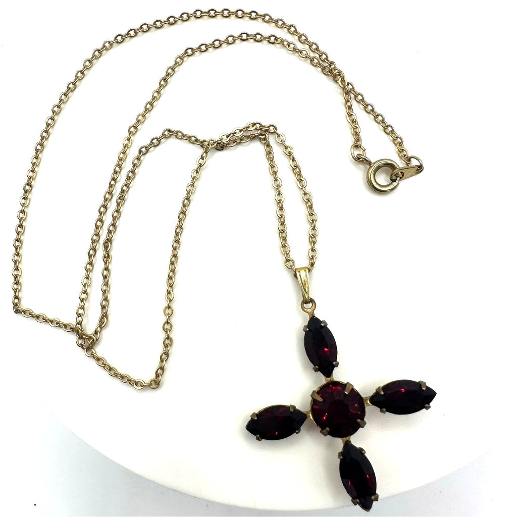 Vintage red burgundy faux garnet glass Maltese cross pendant chain necklace