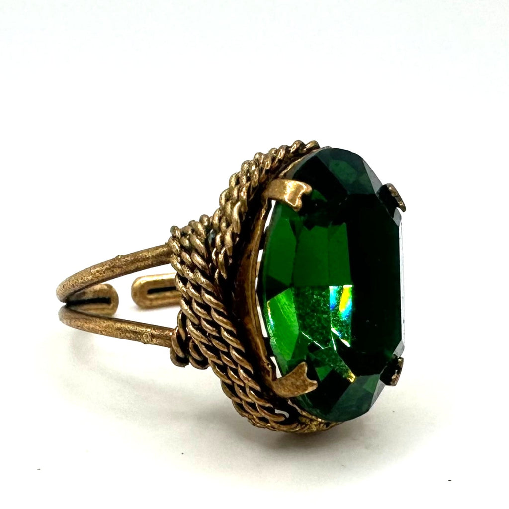 Vintage gold tone large fern green rhinestone adjustable cocktail ring