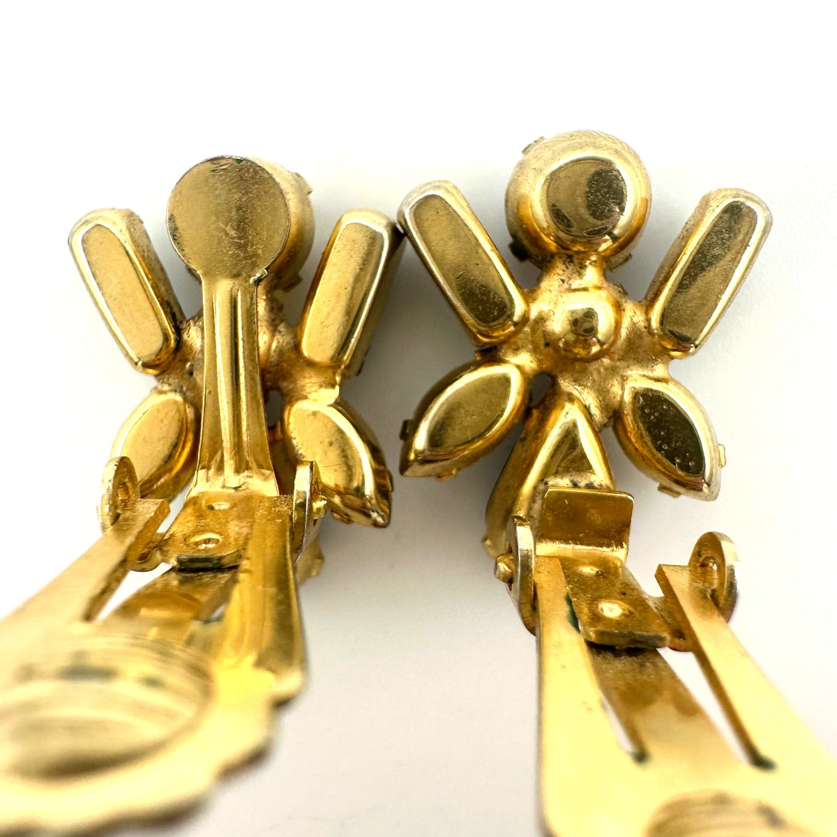 Vintage 1950s gold tone blue aurora borealis AB rhinestones clip on earrings