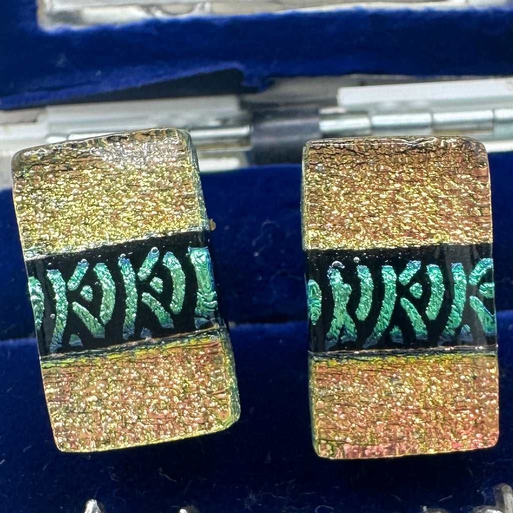 Vintage sterling silver gold glitter black dichroic glass clip on earrings