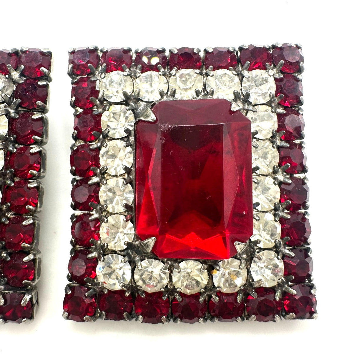Vintage massive silver tone red rectangular glass rhinestones clip on earrings