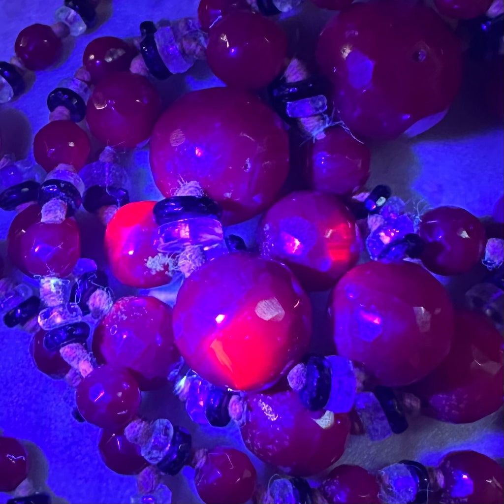 Antique Art Deco 1930s red black Czech glass beads beaded graduated 33” necklace