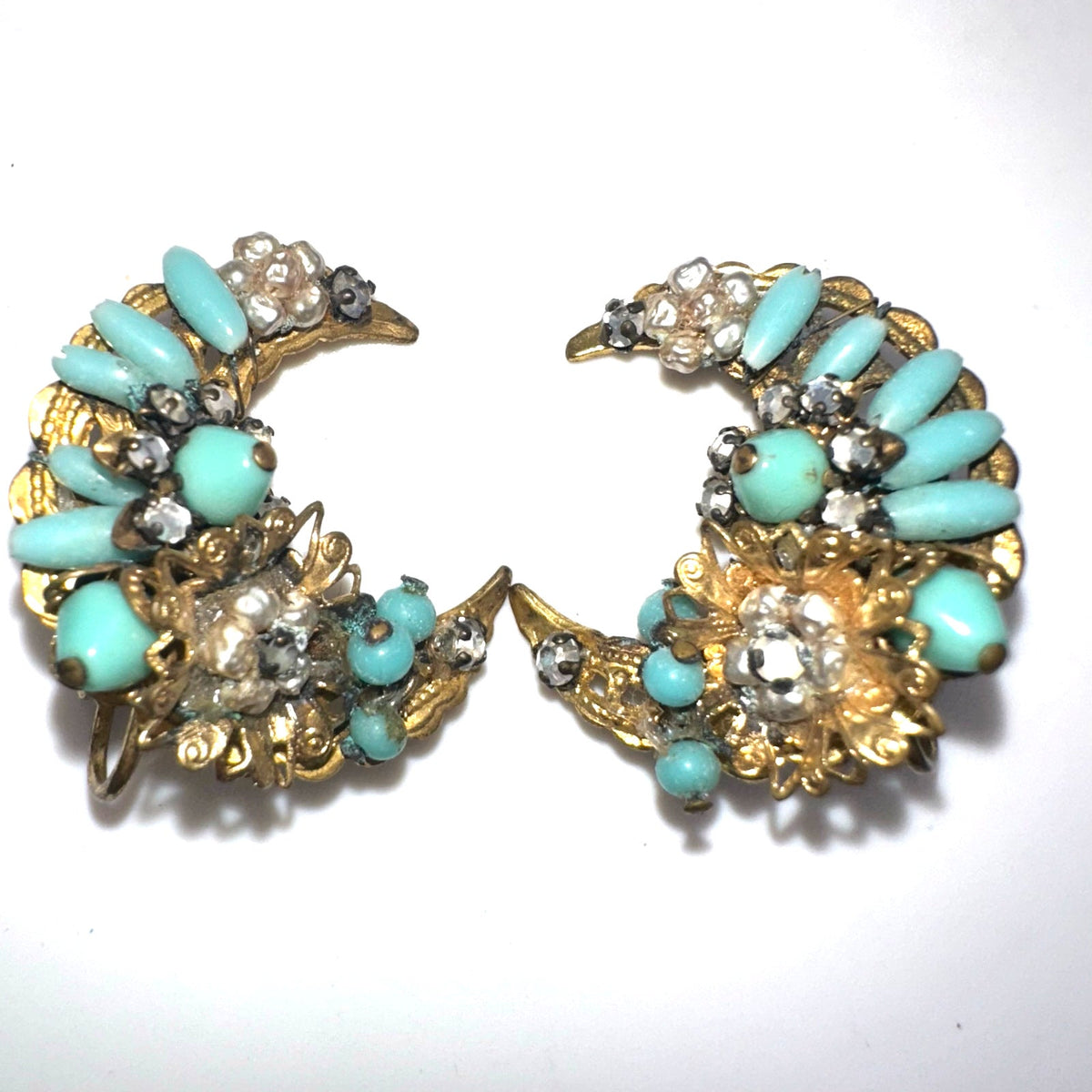 Vintage gold tone turquoise beaded rhinestones crescent moon clip on earrings
