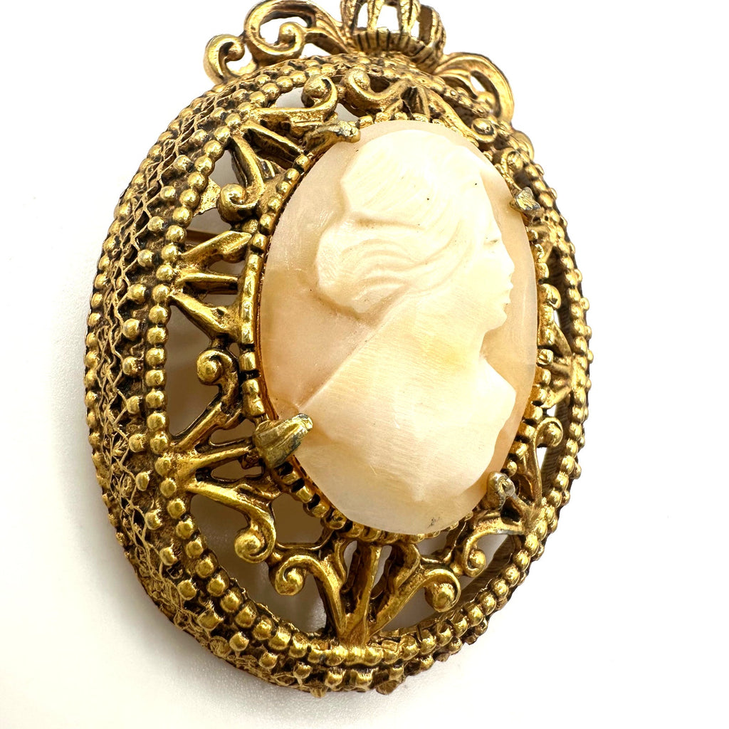Florenza vintage Victorian Revival gold tone genuine carved shell cameo brooch