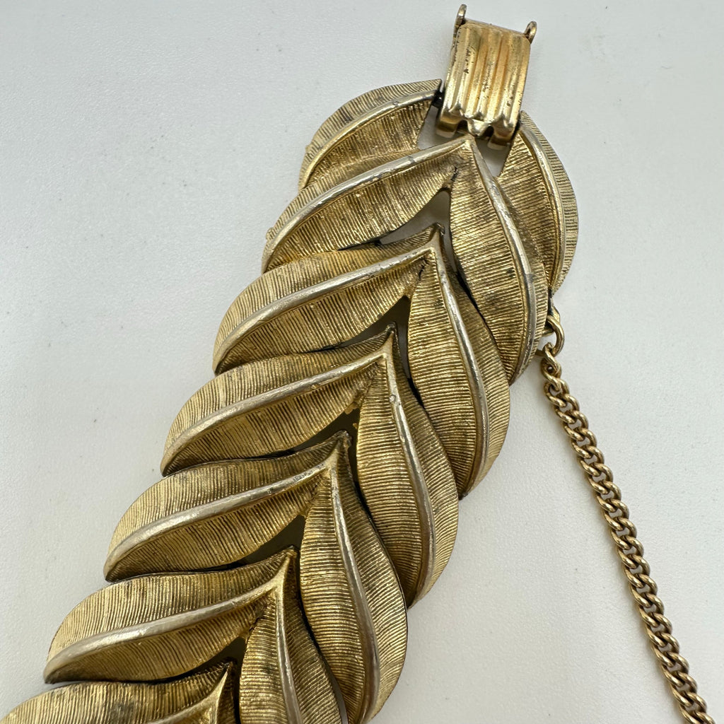1950s vintage high end MCM gold tone brushed leaves leaf flex bracelet 6.5"