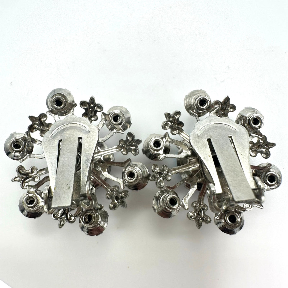 Vintage silver tone gray blue AB aurora borealis rhinestones clip on earrings