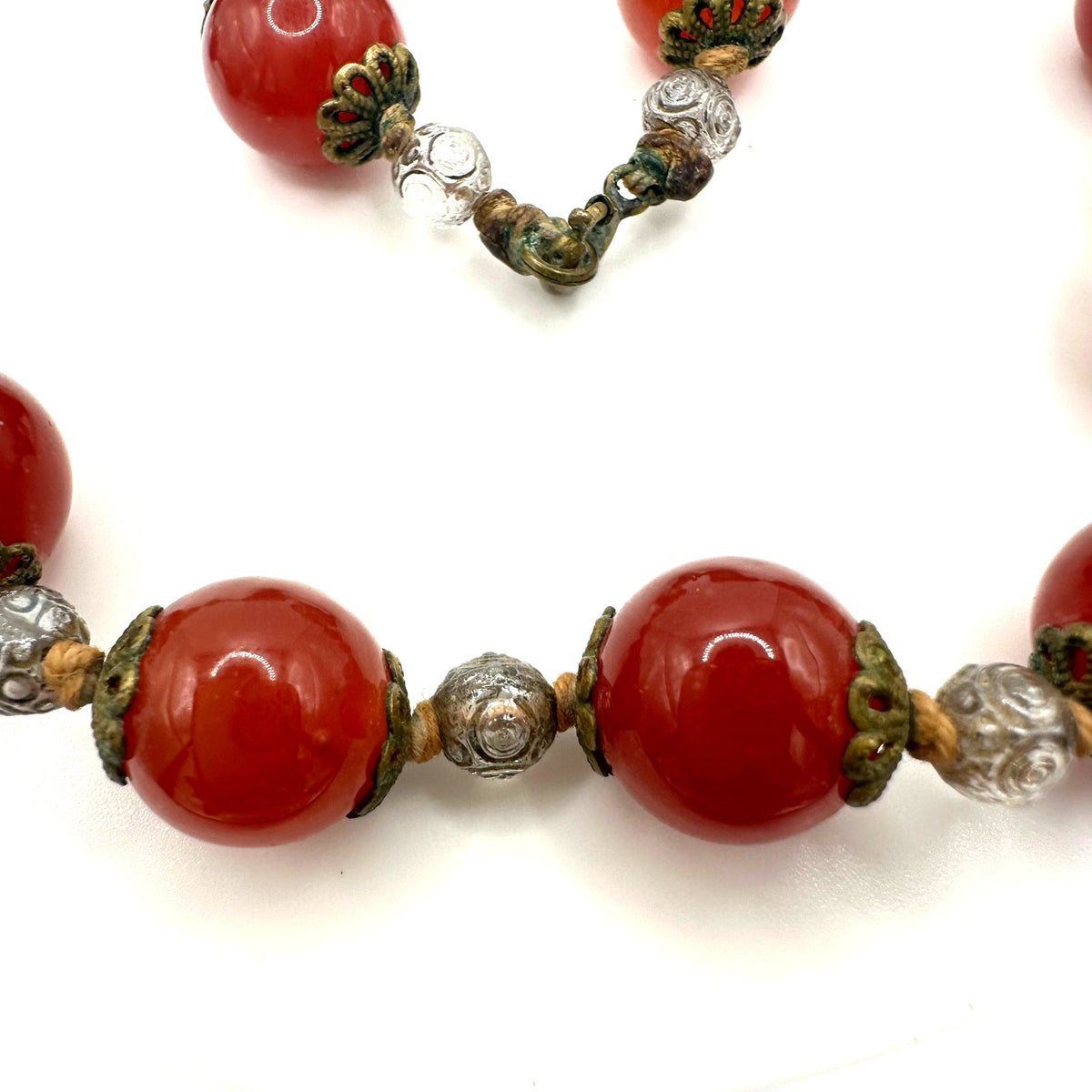 Antique 1920s 1930s Art Deco red uranium glass clear beaded gold tone necklace
