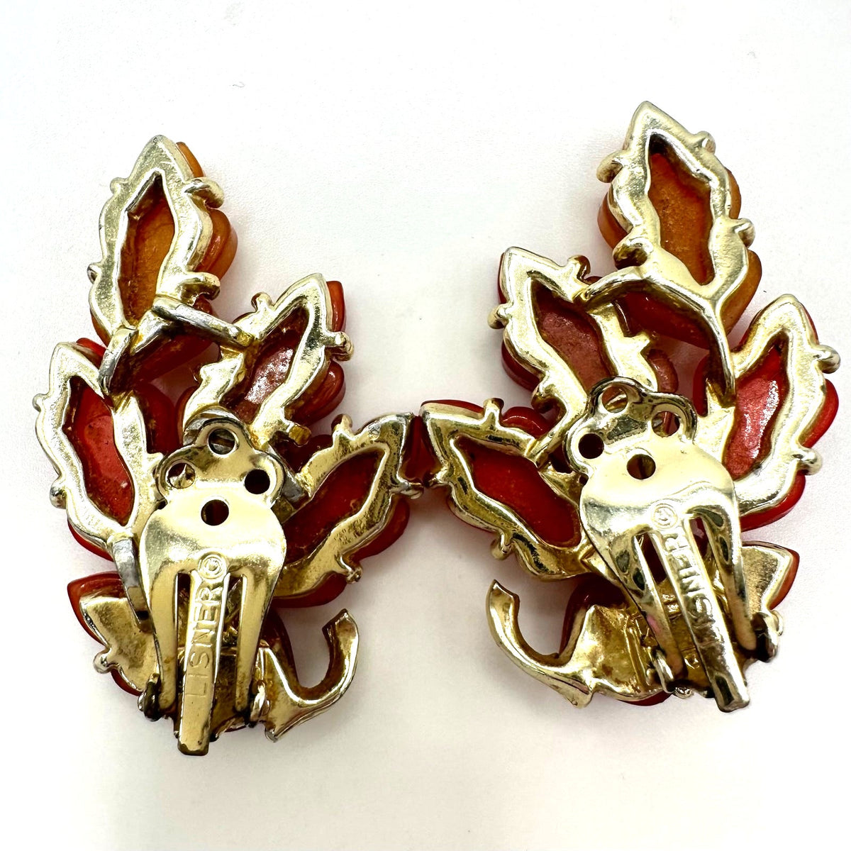 Lisner vintage gold tone red orange thermoset lucite leaf clip on earrings