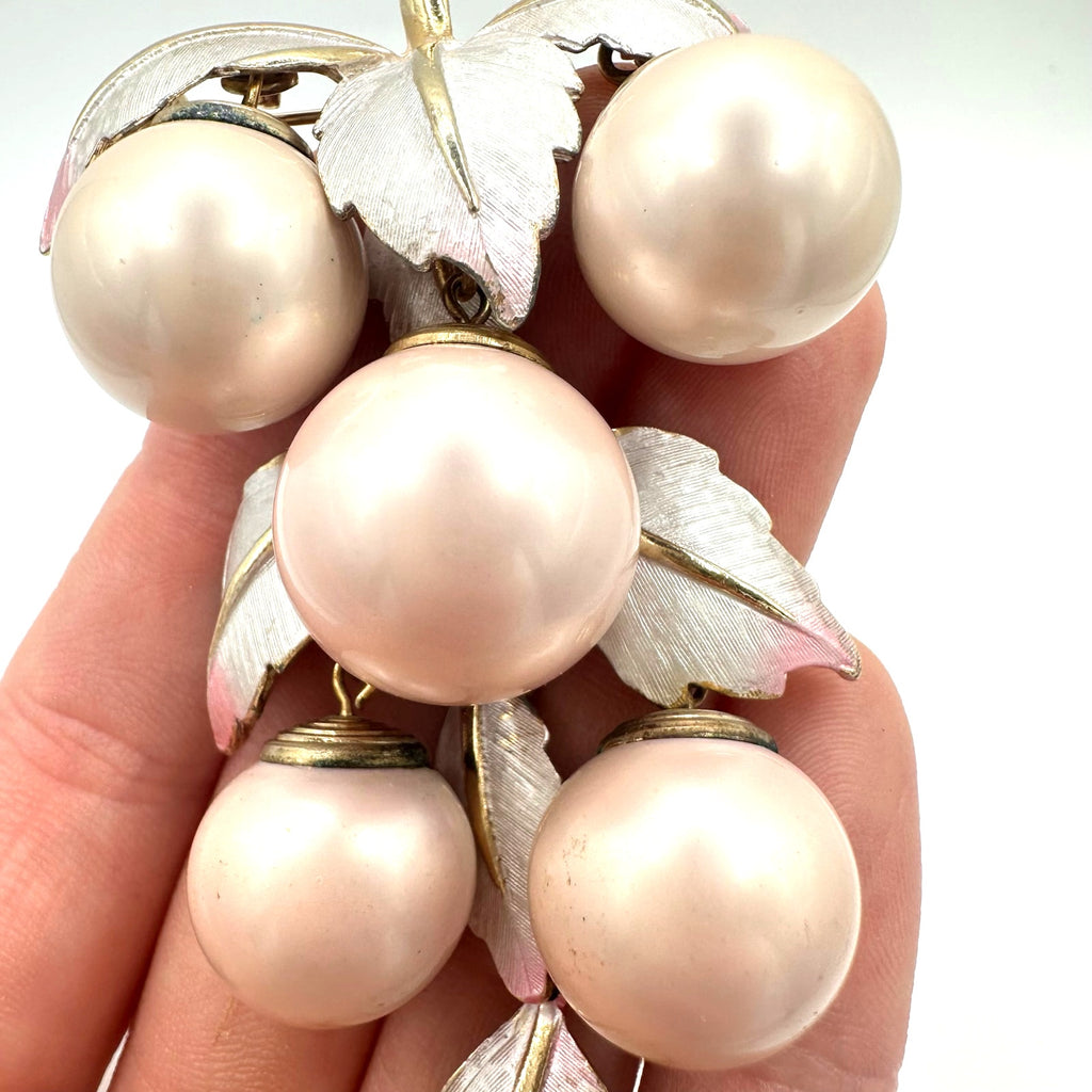 Vintage gold silver tone pink pearls beaded grapes bunch articulated brooch