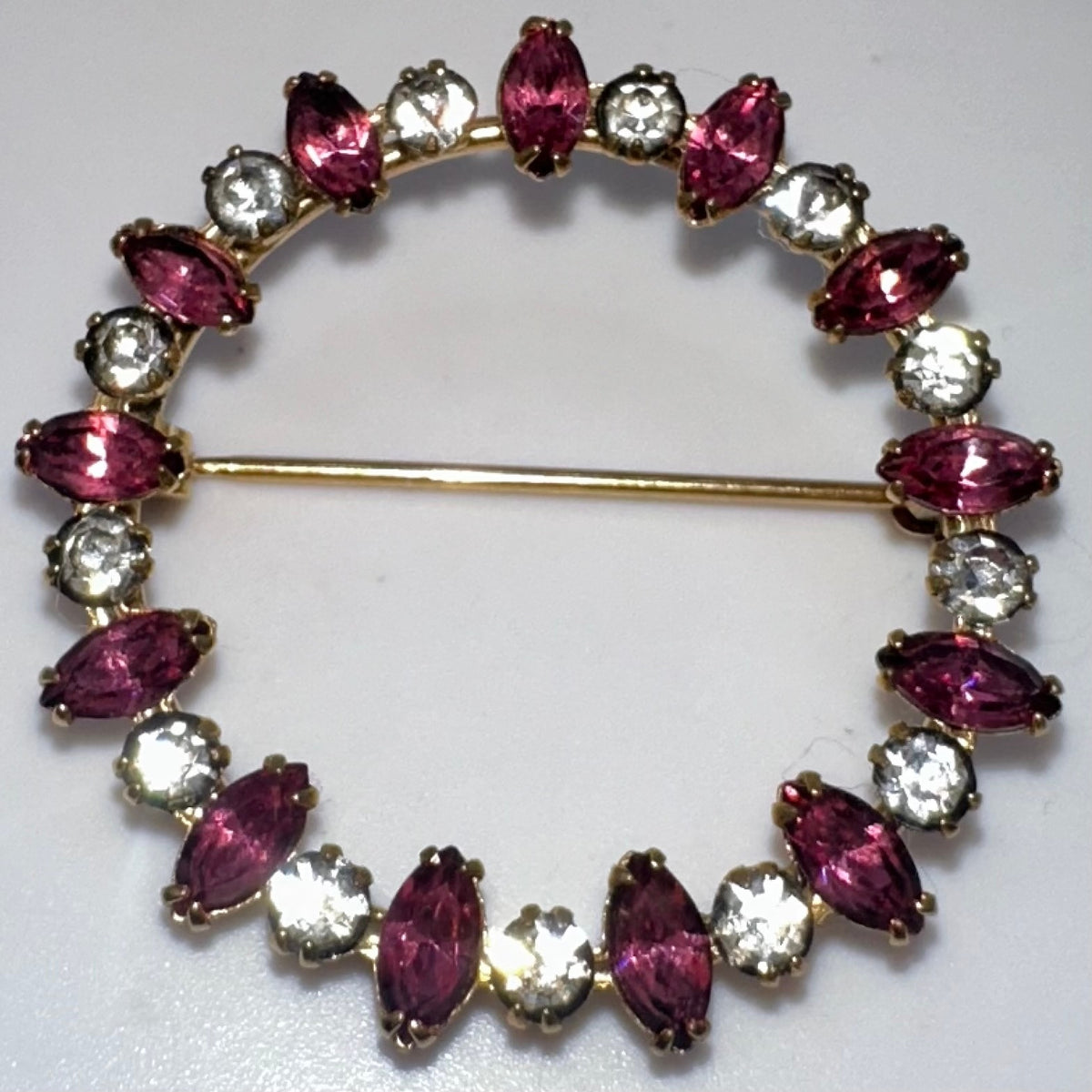 Carl Art 1940s vintage 12kt gold filled pink clear rhinestones wreath brooch