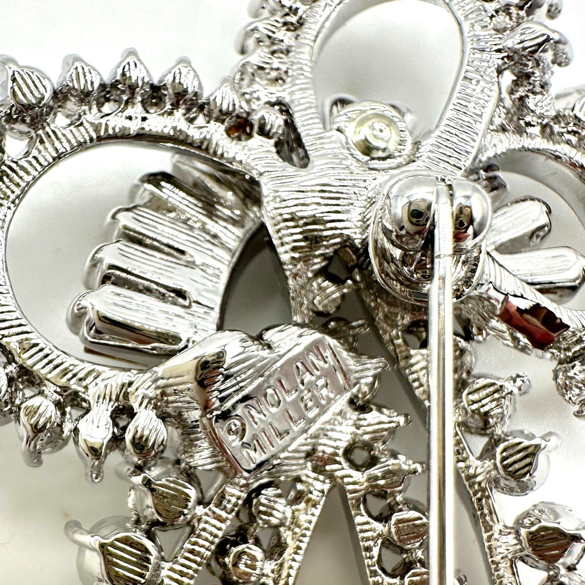 Nolan Miller vintage large silver tone clear baguettes round rhinestones brooch